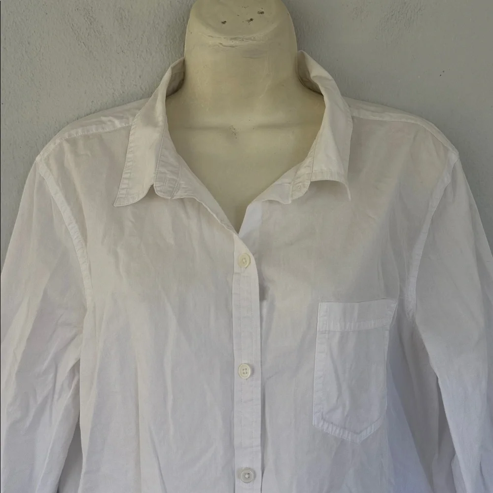 Ann Taylor LOFT white classic single pocket cotton button down dress shirt large